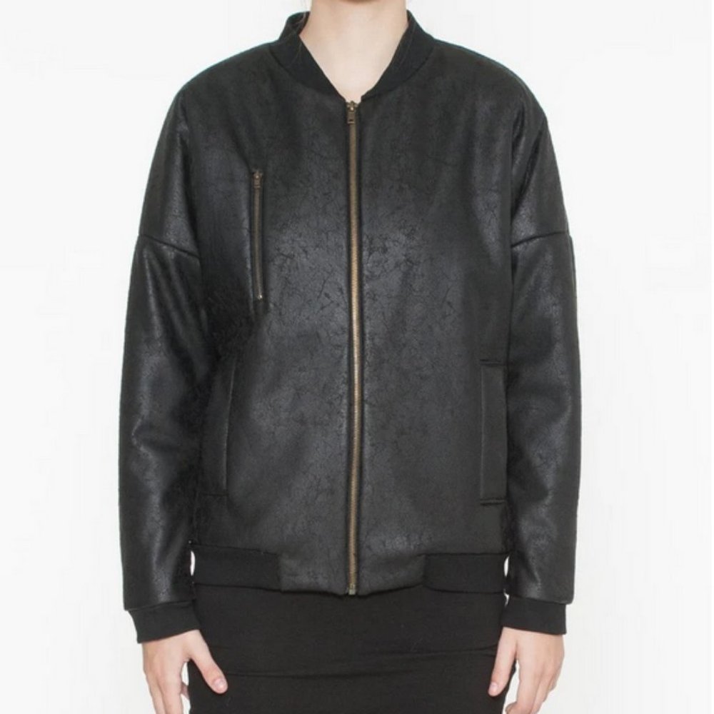 Valérie Dumaine vegan bomber